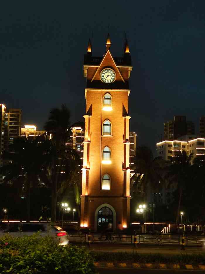 海口钟楼夜景图片