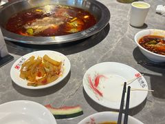 -忘情水鱼头·鲜鱼火锅(滨江中路店)