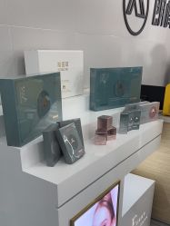 -朗峰专业美发沙龙
