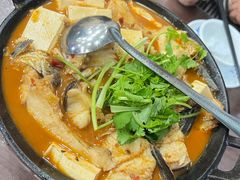 -万佛湖许老大铁锅鱼(黑金冠店)