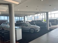 -奔驰利星行(北京花乡店)