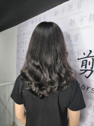 -都市靓剪烫染沙龙