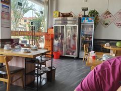 -正宗贵州二嫂黄牛肉馆(青村店)