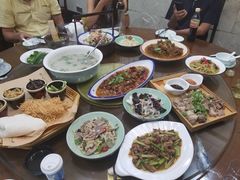 -丁里羊肉小镇(天鹅湖总店)