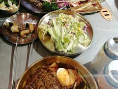 -围炉肉舍•炭烤活鳗•丹东海鲜烤肉(步行街店)