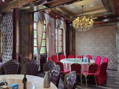 -半岛公馆(淞兴西路店)