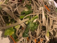 -亿诣蝎府炸酱面羊蝎子火锅(酷车小镇店)