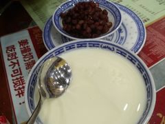 -赵记传承特色牛奶甜品(泉城广场店)