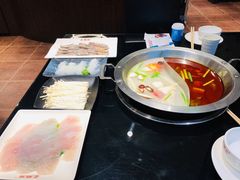 -吴记老锅底麻辣火锅(福州路店)