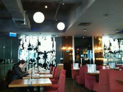 大堂-绿茵阁牛扒餐厅(客村店)