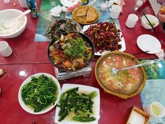 -乡土特色.冷锅鱼.牦牛肉汤锅