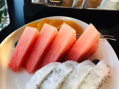 -湖景知味西餐厅•自助餐• 轻食(南京金茂威斯汀大酒店)