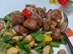 黑椒爆炒雪花牛肉粒-皇朝会.经典传统粤菜(外滩店)
