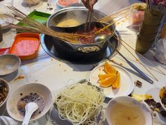 -钢管厂五区小郡肝串串香(蜀都万达店)