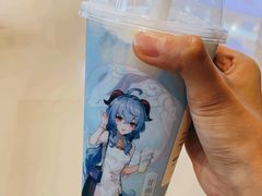 -喜茶(北京华贸购物中心店)