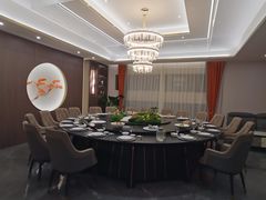 -索菲亚时尚餐厅(集贤美食广场店)
