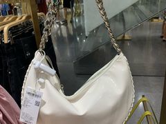 -URBAN REVIVO(济南世茂广场店)