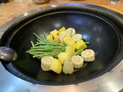 -咱屯子铁锅炖直营店(十三纬路店)