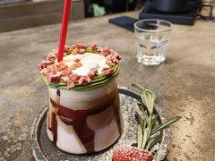 花环-BE NORMAL CAFE(霞溪路店)