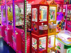 -爱玩嘉年华(龙湖曲江天街店)