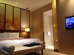 iphone_upload_pic-上海衡山路十二号华邑酒店