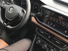 -上海天泽上汽大众销售店(杨浦区店)