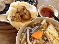 -佬钱湾仔(衣裳街店)