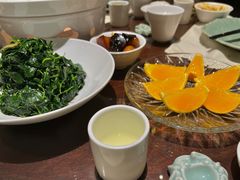 酒灼草头-成隆行·蟹王府(九江路店)
