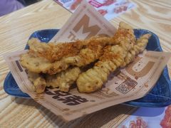 -魔都三兄弟酸辣粉·蘸卤炸串(虹桥万科店)