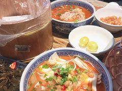 土冒黄喉-蛙麻蛙辣炭火蛙锅(南环大街店)
