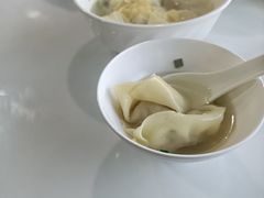 -绿杨馄饨临顿路店