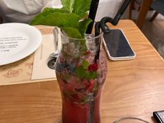 -Mark&Mars Restaurant