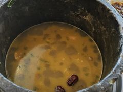 -鲁朗纳麦石锅鸡庄园