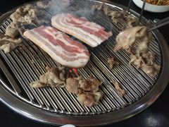 猪五花-牛信亭韩国料理·炭火烤肉(紫藤路店)