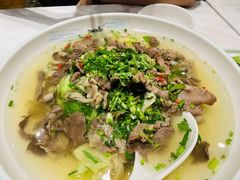 -犇逸·乐山跷脚牛肉·四川现炒(览海店)