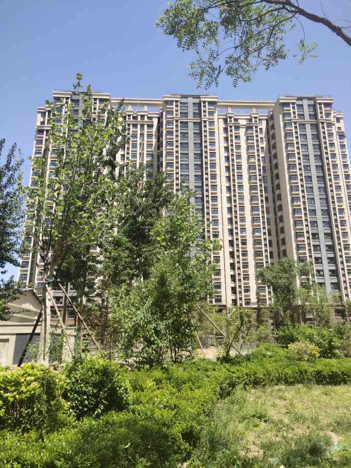 富力惠兰美居-"住了将近一年,比较新的小区,入住期间各项.