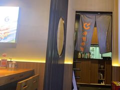 -呷哺呷哺(融创茂店)