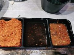 -三国惹火烤肉·中日韩烤肉集合店(百草路店)