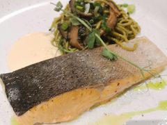 -植物园哈利亚餐厅