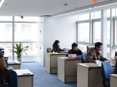 -绿地汇创国际广场-停车场