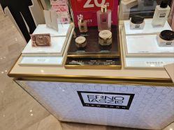 -奥伦纳素Erno Laszlo