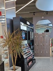 -PE SALON 