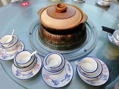 -盐禾堂海南屯昌香草鸭(海润路总店)