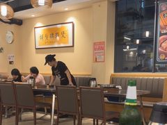 -胡须佬鸡煲四季火锅店(石厦西村直营店)