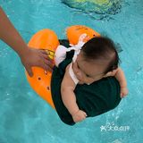 水育课不经增加亲子交流还让宝宝更亲密的接触水