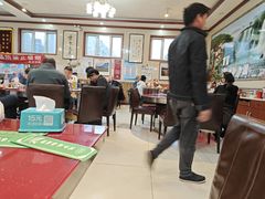 -鸿亨泰杂鱼馆(港馨家园店)