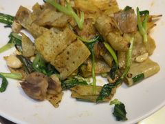 -黄泥岗·地道湖北菜(奥特莱斯店)