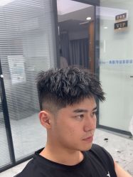 -Mika美嘉·烫染连锁