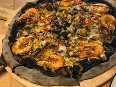 墨鱼汁海鲜披萨-托斯卡纳烘焙意大利餐厅(五天地店)