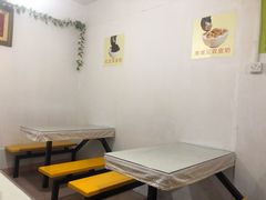 用餐区-老周记顺德双皮奶